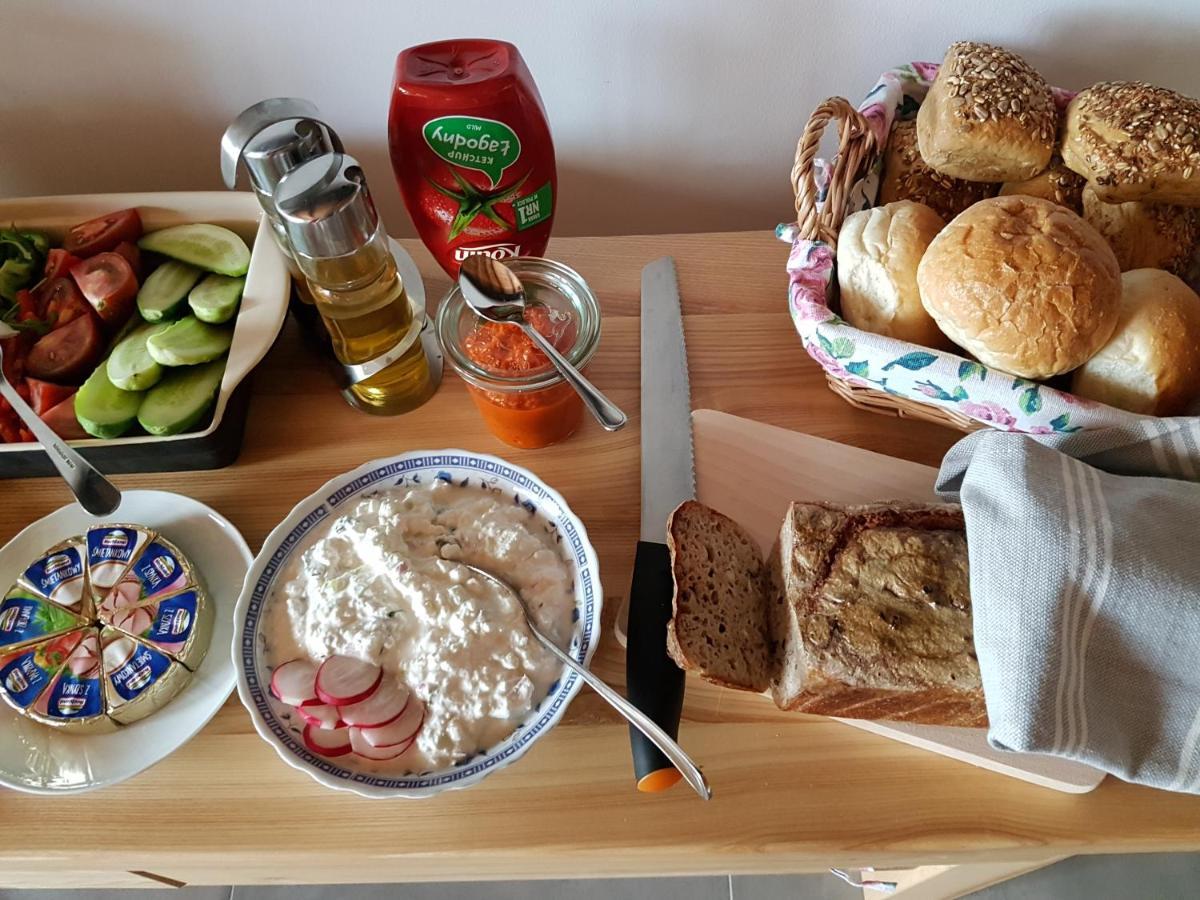 Bed and Breakfast Wypoczynek Pod Lipami Ruciane-Nida Exterior foto